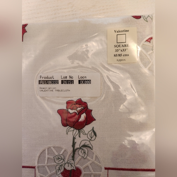 Valentine Square Table Linen/Topper - Picture 8 of 8